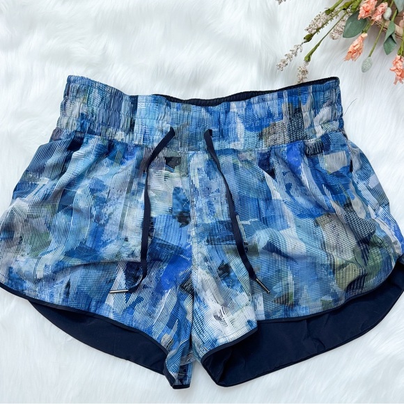 Lululemon Choose A Side Shorts Reversible Sun Dazed Multi Blue Women's 4 - Picture 3 of 4